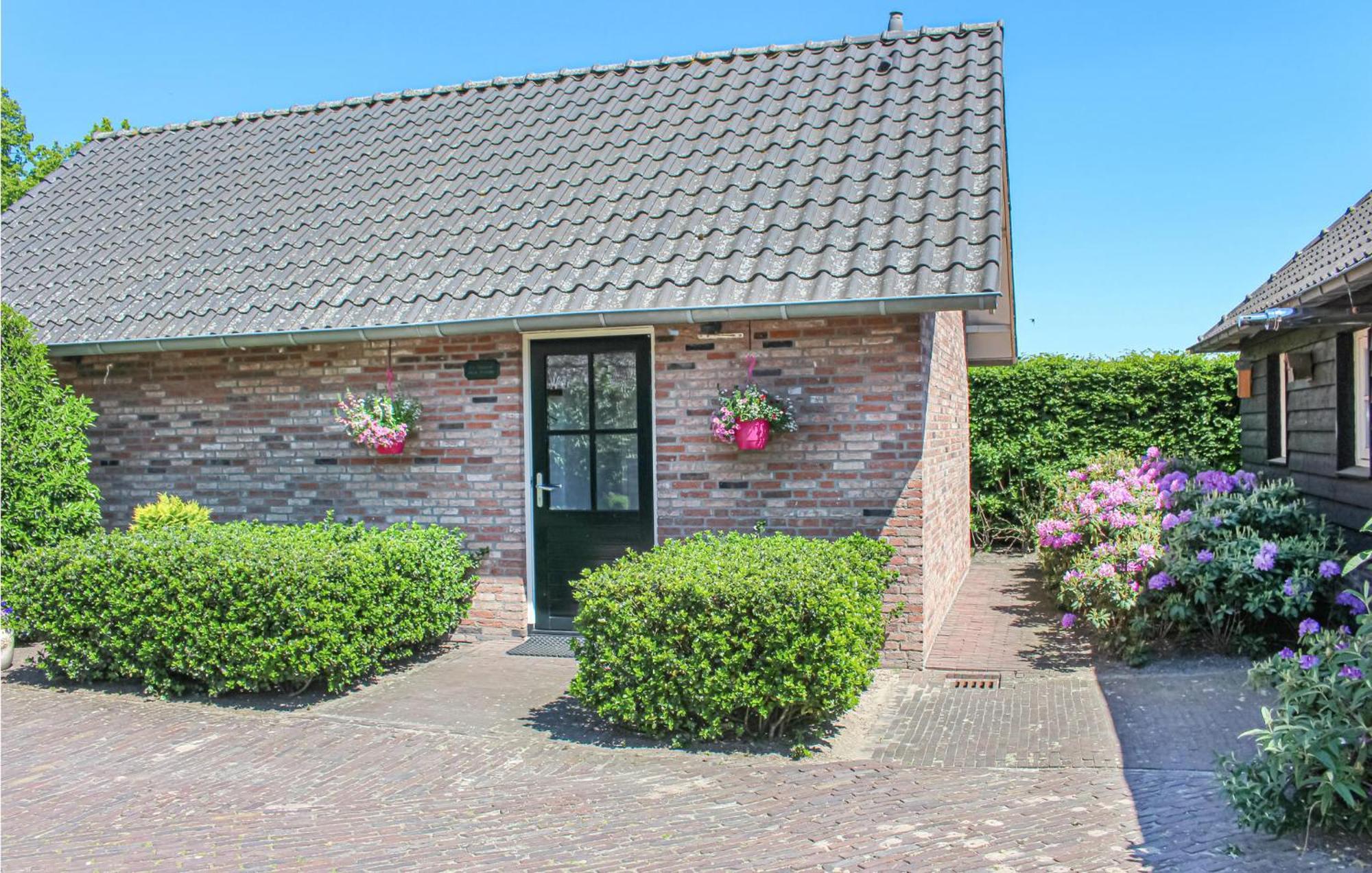 Awesome Home In Udenhout With Wifi 外观 照片
